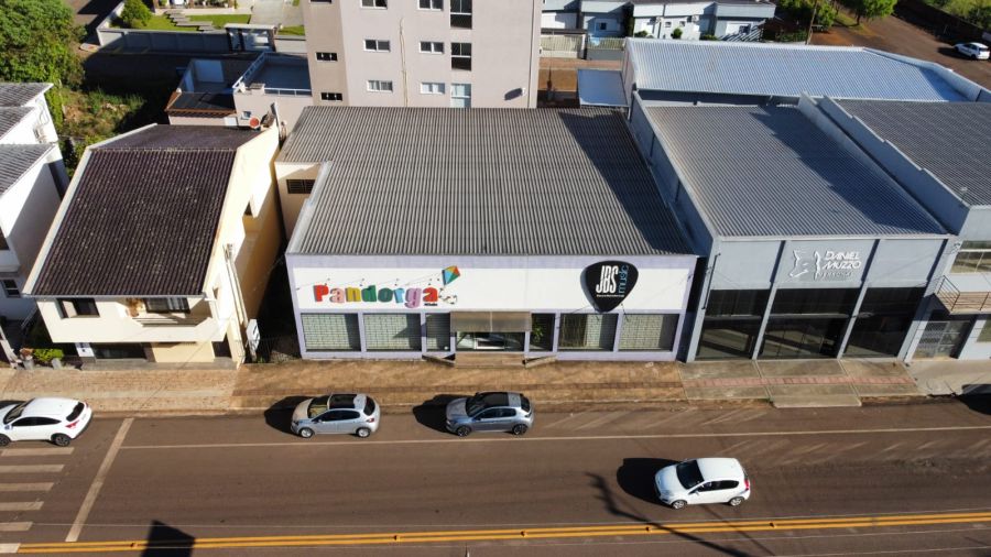 Pavilhão - Venda - Centro - Getúlio Vargas - RS